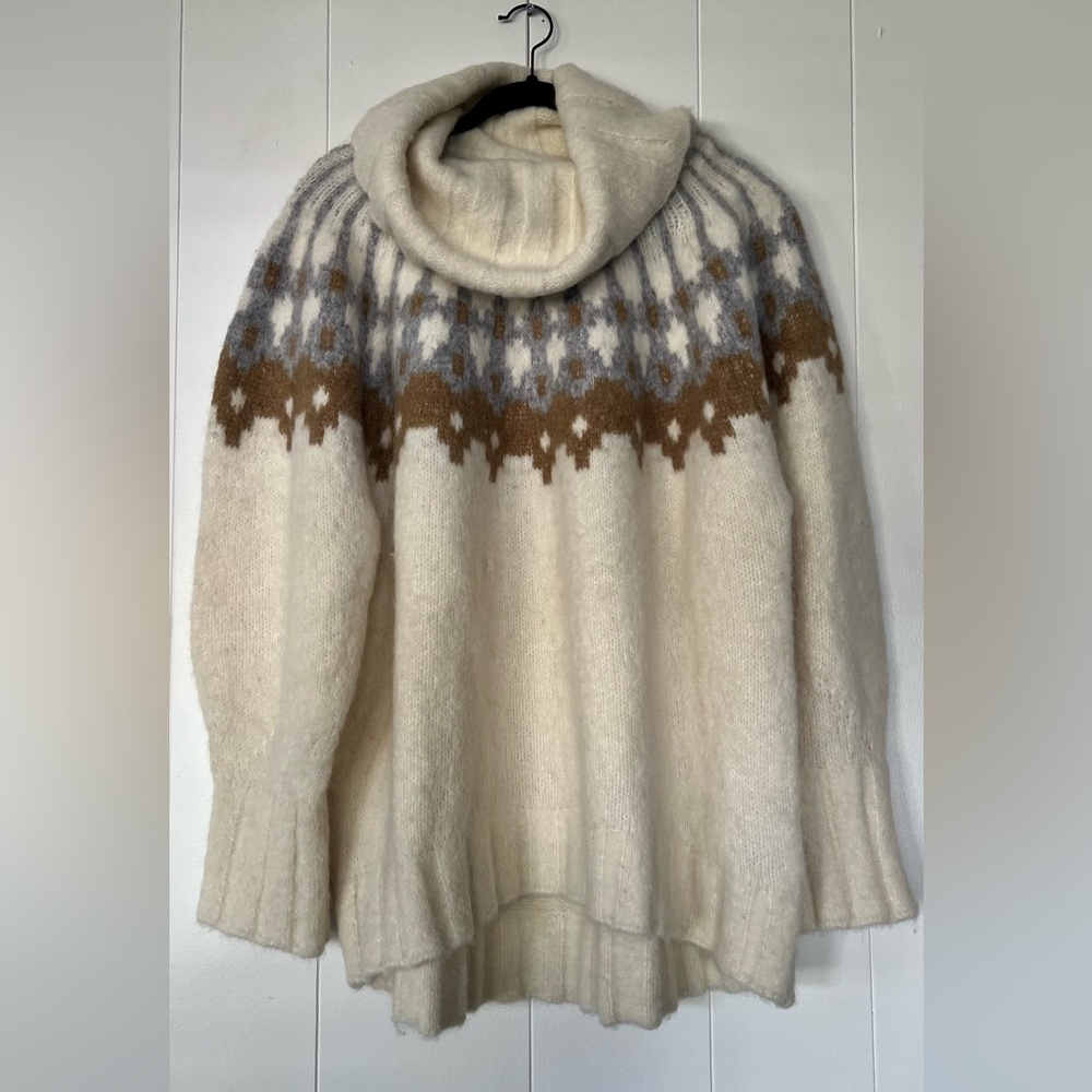 Banana Republic Long Sleeve Turtleneck Sweater Pullover Alpaca, Nylon Spandex 20